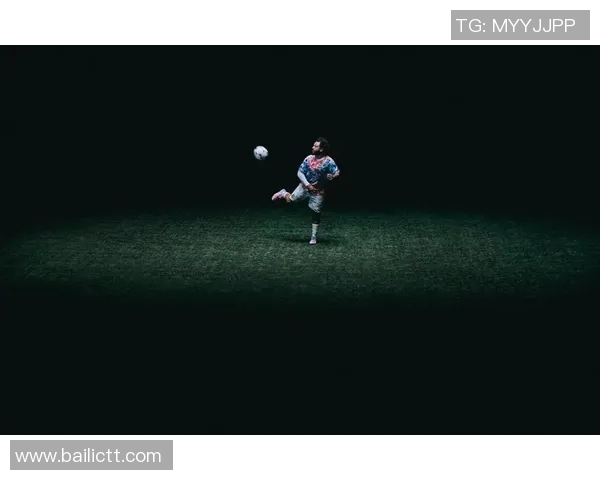 足球巨星的霸气宣言引领潮流展现无与伦比的激情与实力 足球巨星的霸气宣言引领潮流展现无与伦比的激情与实力