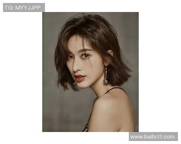 足球明星头像的女人展现独特魅力与风采的时尚潮流解析