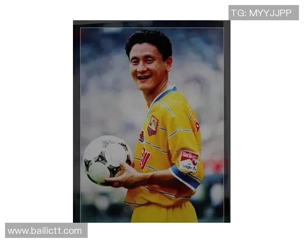 足球明星贾伟的成长历程与职业生涯全景解析